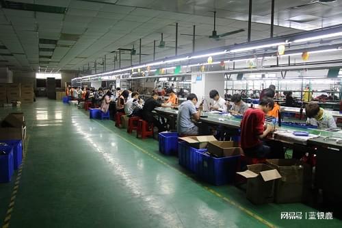 北方人和南方人的想法不一样的,北方亲戚之间是不能在一起共事的