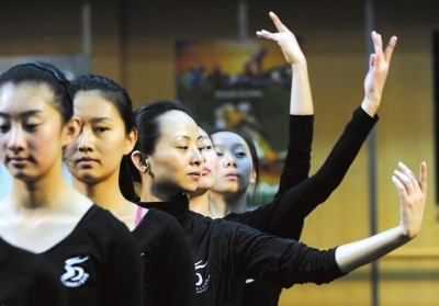 两会“半边天”绽放巾帼力量 兰州女性展现时代风采